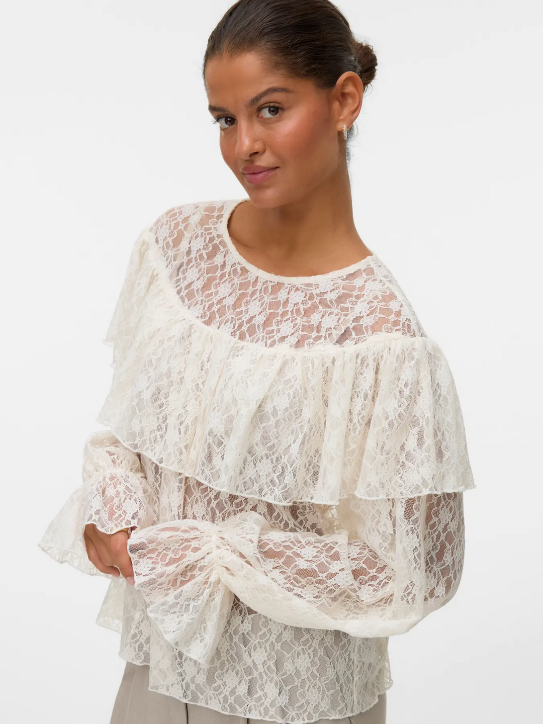 VMLoulou LS Flounce Lace Top