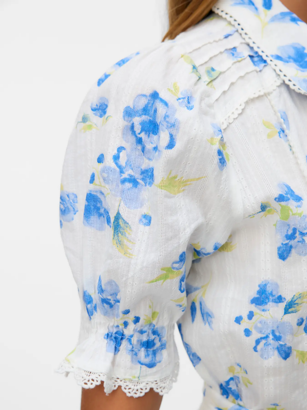 VMGry 2/4 Detail Lace Maxi