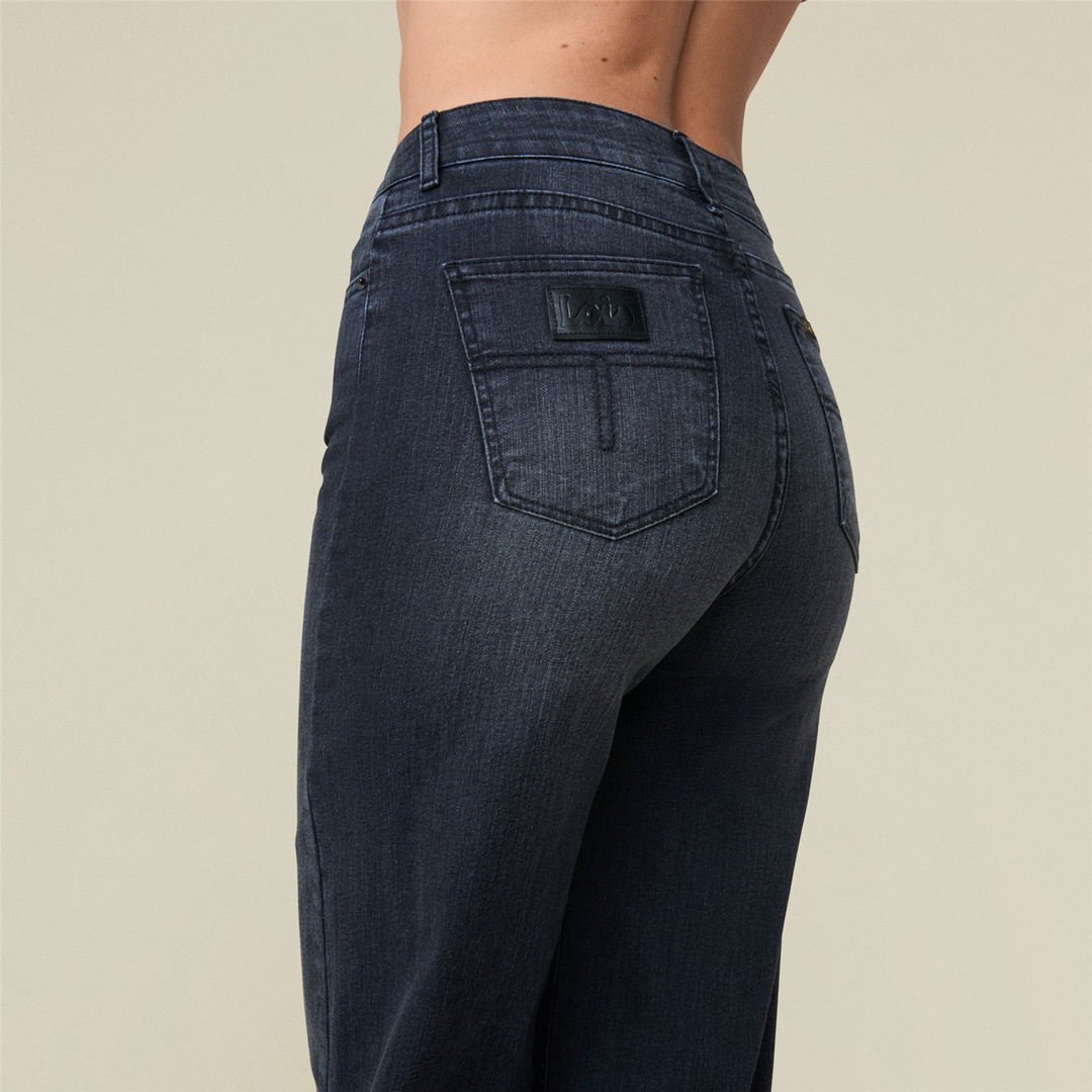 Palazzo Donatella Black